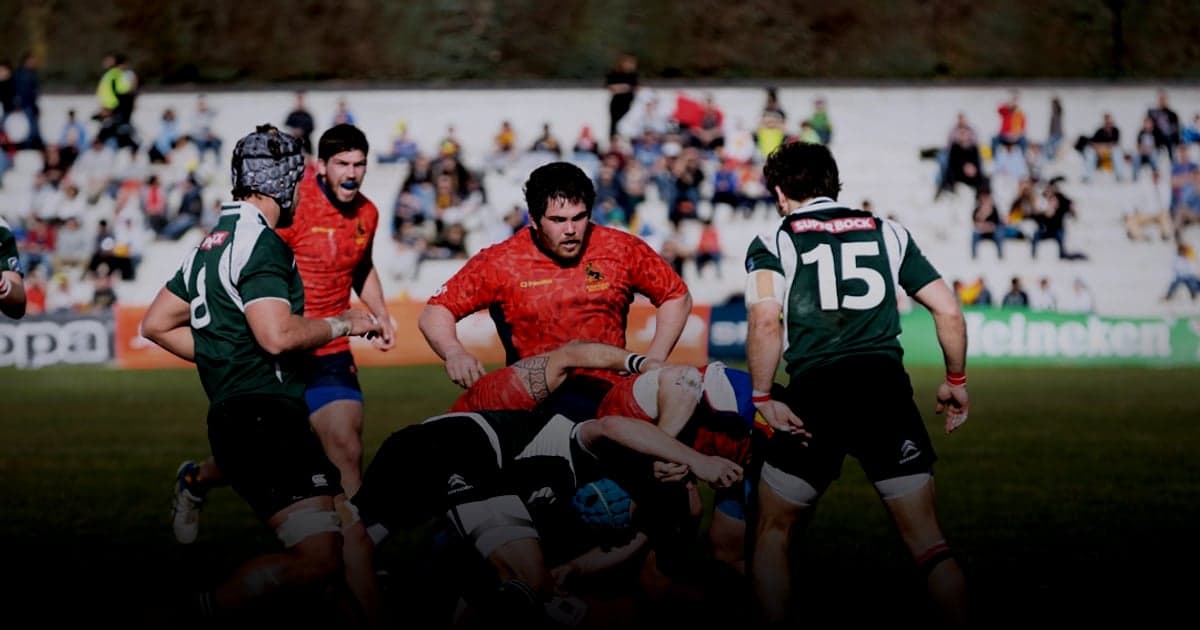 cover article - benchmark et leaderboard intelligence artificielle - men playing rugby football