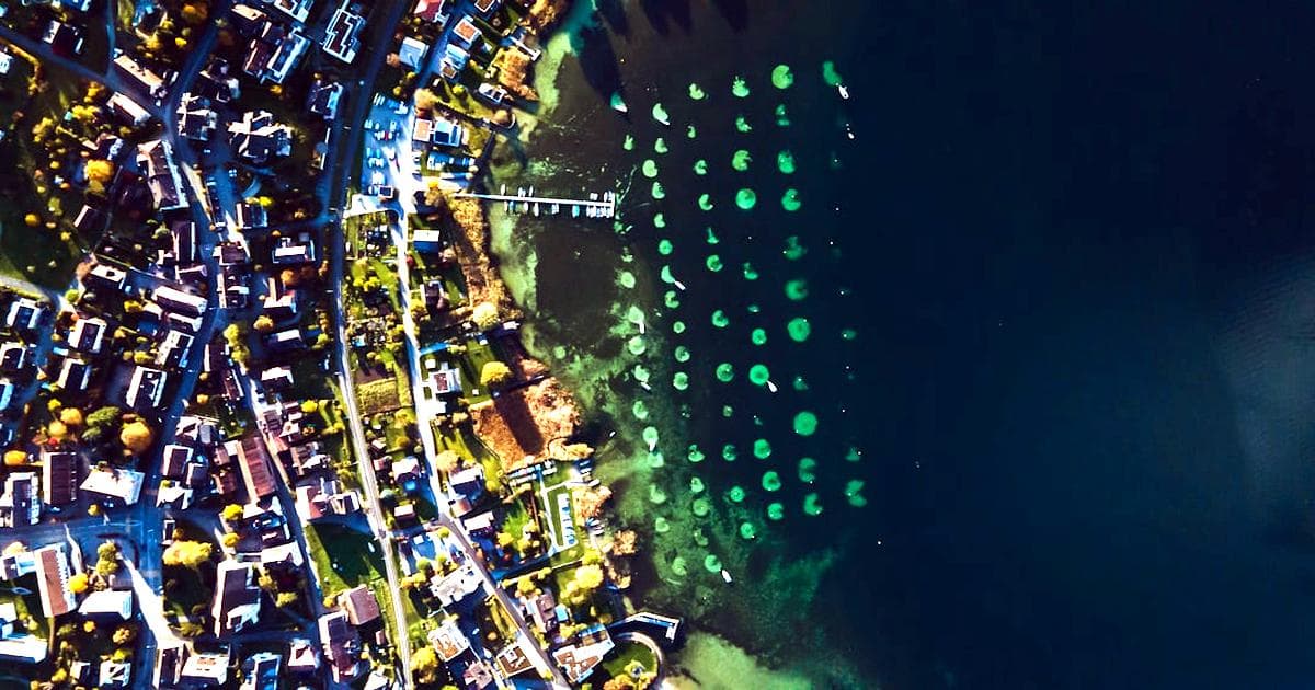 construire un pipeline de retrieval - aerial view of city during night time