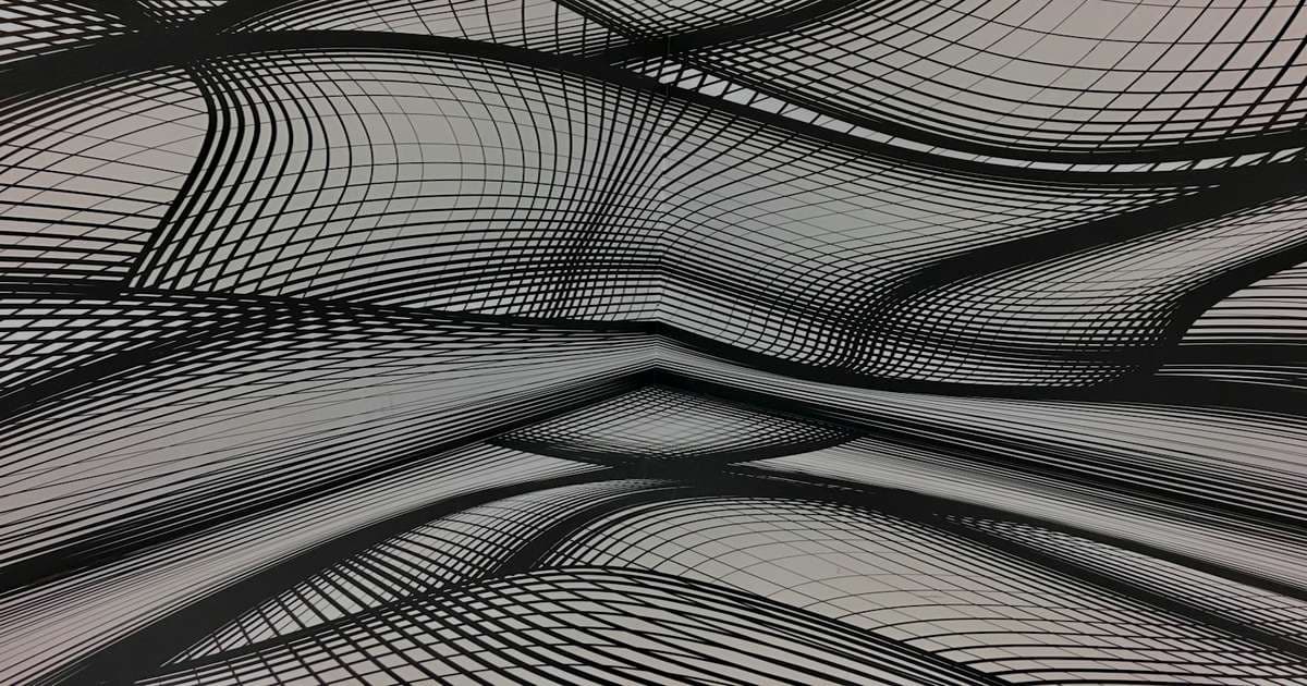 Prompt chaining, c'est quoi ? - a black and white photo of a pattern